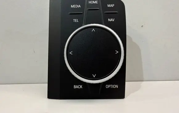 BMW 3 G20 G21 Multifunctional control switch/knob 5B6D4E9