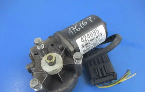 Opel Zafira A Front wiper linkage and motor