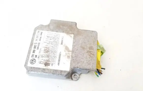 Volkswagen Touran I Airbag control unit/module 1t0909605c 5wk43518
