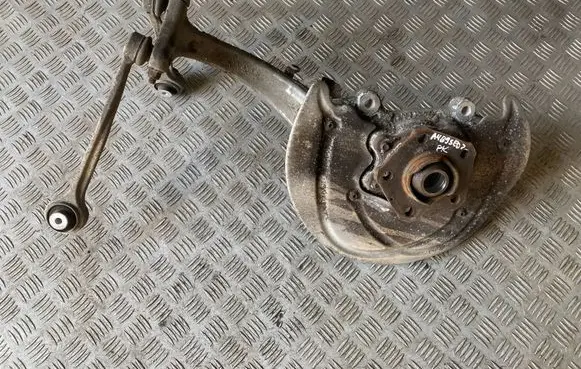Audi A4 S4 B9 Front wheel hub 