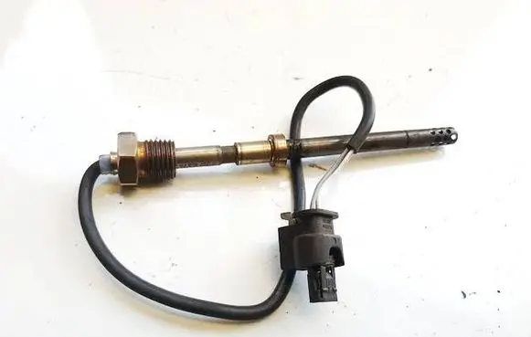 Mercedes-Benz C AMG W204 Exhaust gas temperature sensor a0071537428
