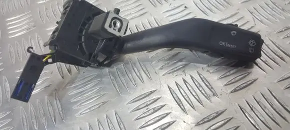 Audi A3 S3 A3 Sportback 8P Wiper control stalk 1KO953519A