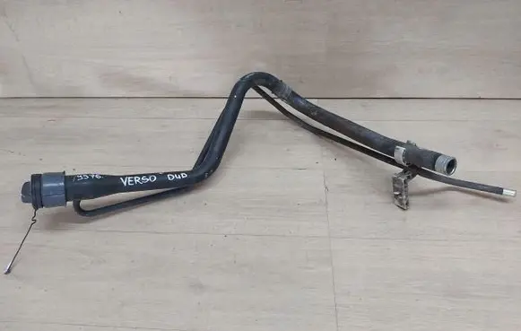 Toyota Verso Fuel tank filler neck pipe VERSOWLEWD4D