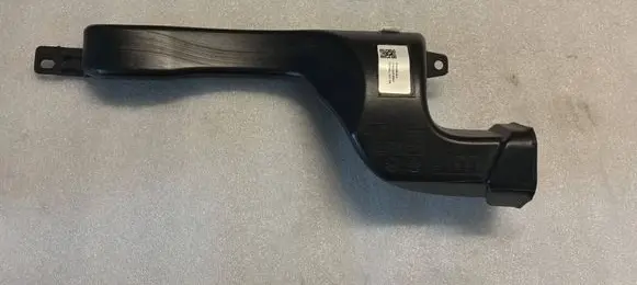 Tesla Model Y Cabin air duct channel 164359400A 1643594