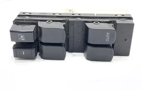Suzuki Swift I Electric window control switch