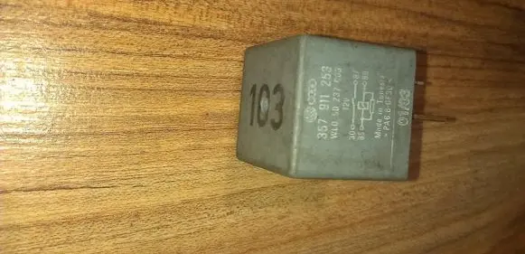 Volkswagen Golf IV Other relay 357911253