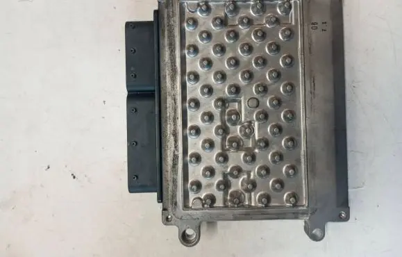 Volvo XC70 Engine control unit/module 30788269AA D5E1C