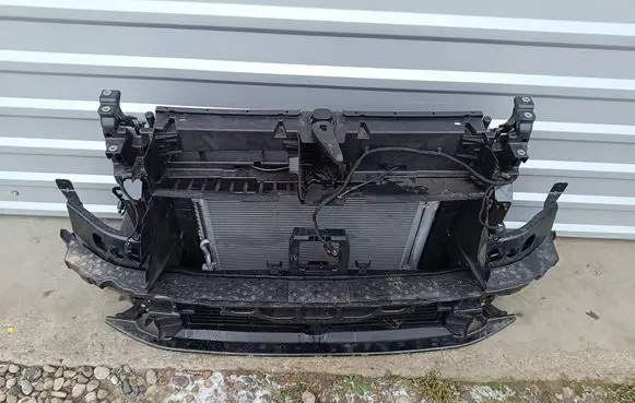 Volkswagen Tiguan Radiator support slam panel 571
