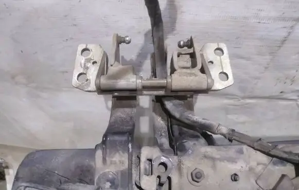 Citroen C5 Tailgate/trunk/boot hinge 