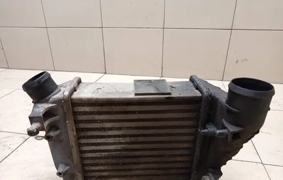 Audi A4 S4 B6 8E 8H Intercooler radiator 8E0145806C