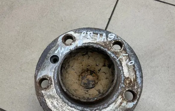 BMW 5 F10 F11 Front wheel ball bearing 6850153