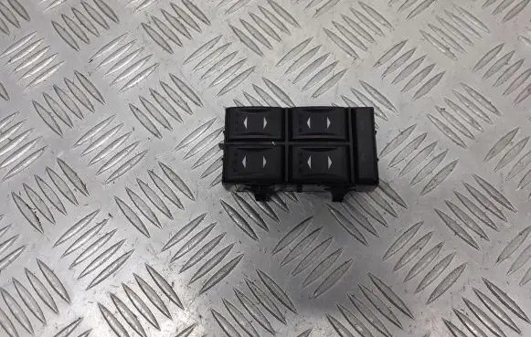 Ford Mondeo Mk III Electric window control switch 3S7T14A132BA
