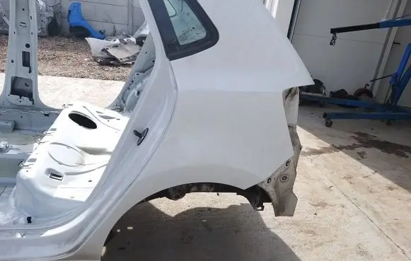 Volkswagen Polo V 6R Rear quarter panel NNI14696