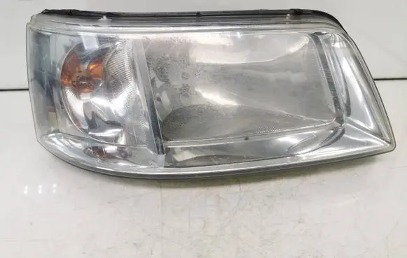 Volkswagen Transporter - Caravelle T5 Headlight/headlamp 7H1941016J 0301191302 13661367