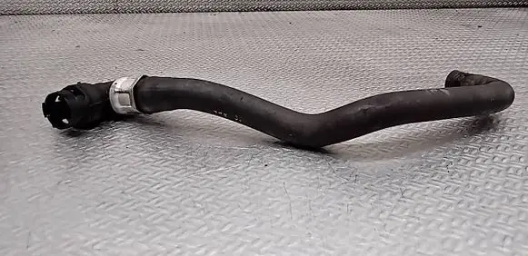 Volvo XC90 Engine coolant pipe/hose 1385103 8649880