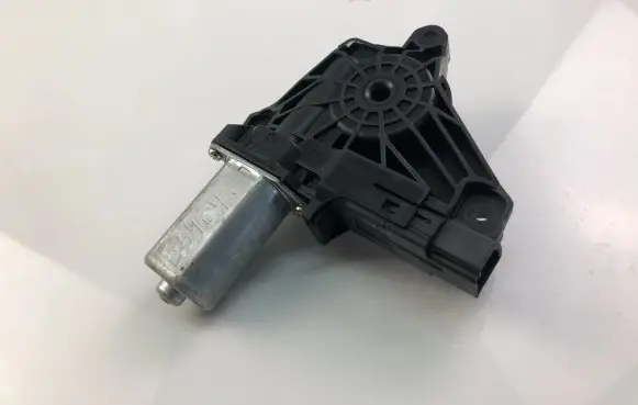 Mercedes-Benz CLK A208 C208 Front door window regulator motor A2059060301