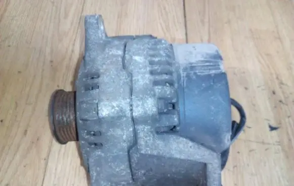 Ford Mondeo MK I Generator/alternator 93bb10300ae