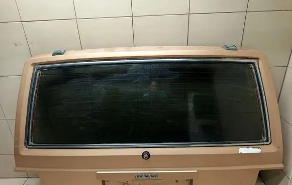 Jeep Cherokee Tailgate/trunk/boot lid