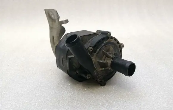 Tesla Model X Electric auxiliary coolant/water pump 103732700F