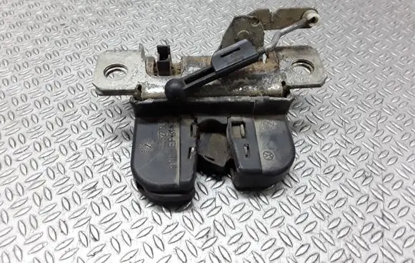 Volkswagen Polo IV 9N3 Tailgate/trunk/boot lock/catch/latch 6Q6827505B
