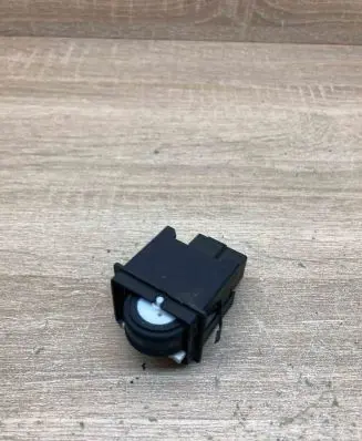 Audi A6 S6 C6 4F Headlight level height control switch 4F0941301A