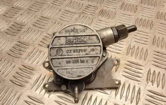 Opel Vectra B Vacuum pump 90531395