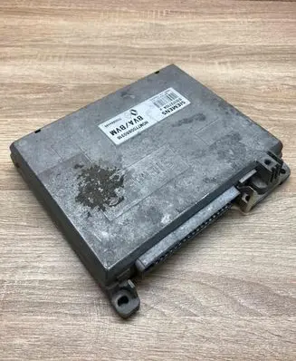 Renault Laguna I Engine control unit/module ECU HOM7700860316 7700864485