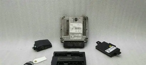 Audi A7 S7 4G Engine ECU kit and lock set 4G0907401F 4H0907064BP