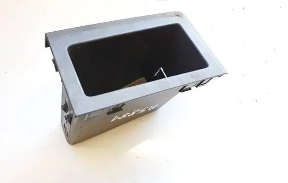 Volvo S60 Glove box 9184530
