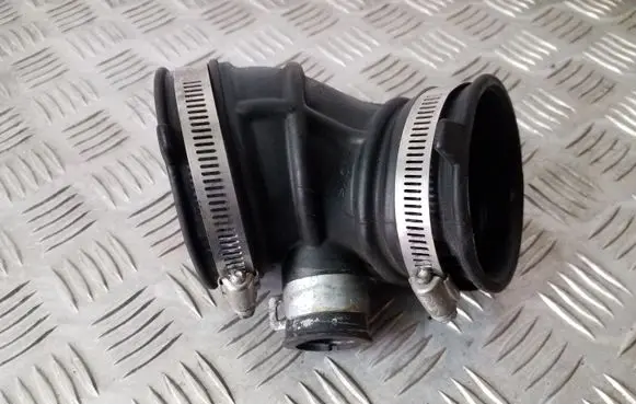 Infiniti EX Air intake hose/pipe