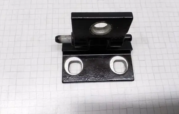 Volvo V70 Front door upper hinge