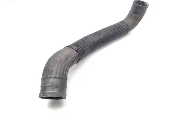 Toyota Avensis T270 Engine coolant pipe/hose 17343-0X010-C