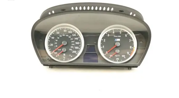 Speedometer (instrument cluster)
