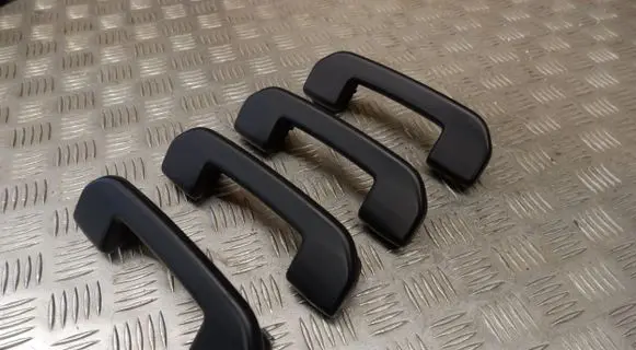 Peugeot 208 II A set of handles for the ceiling 