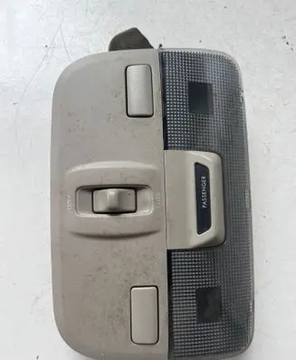 Subaru Legacy Front seat light VC12008
