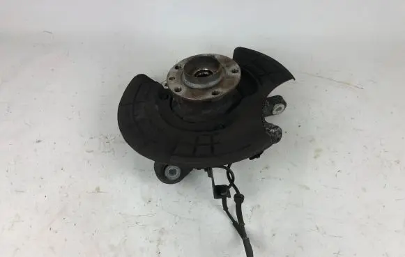 Maserati Ghibli Rear wheel hub