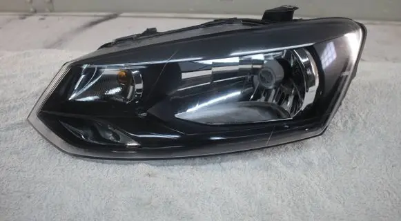 Volkswagen Polo V 6R Headlight/headlamp