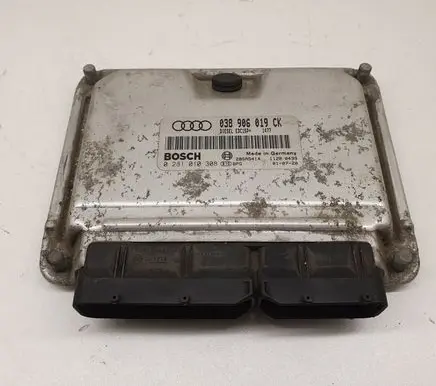 Audi A6 S6 C5 4B Engine control unit/module ECU 4Z7907401A 0281010445