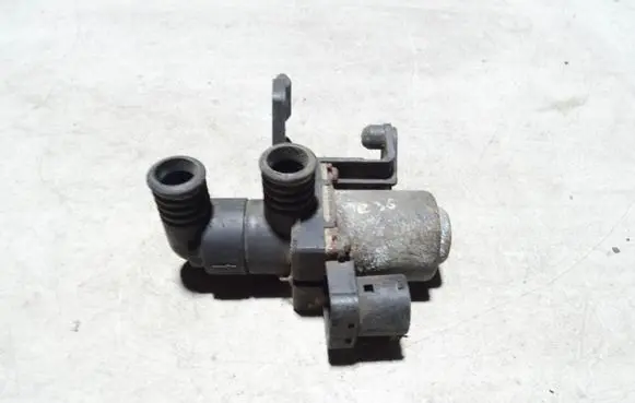 Coolant heater control valve