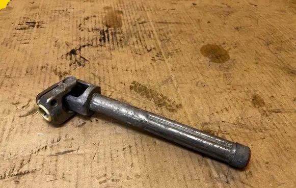 Mercedes-Benz GLS X166 Steering column universal joint A1664600510
