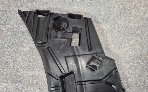 Volvo XC60 Front bumper mounting bracket 31425162
