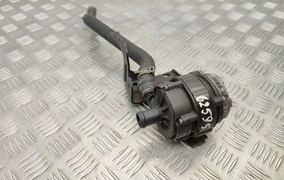 Skoda Octavia Mk3 (5E) Electric auxiliary coolant/water pump 04L965567A