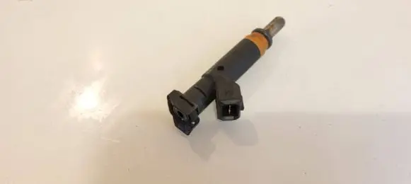 BMW 7 E65 E66 Fuel injector 7506924 2092A04361