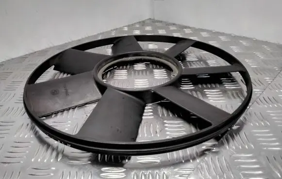 BMW 5 E39 Fan impeller 6600100000 2243303