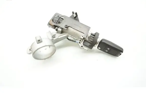 Opel Insignia A Ignition lock 13502301 25799293