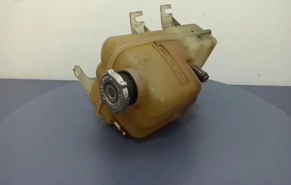 Chrysler Pacifica Coolant expansion tank/reservoir 04880498AB