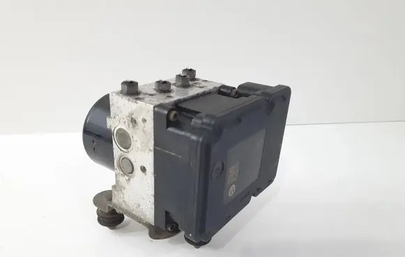 Volkswagen Transporter - Caravelle T5 ABS Pump 7H0614517B 7H0907379R