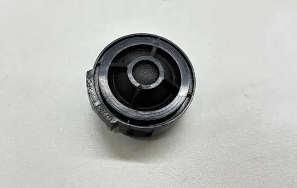 Audi A4 S4 B7 8E 8H Front door high frequency speaker 8E0035399
