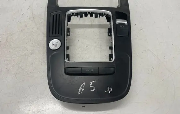 Audi A5 8T 8F Center console 8K0864261