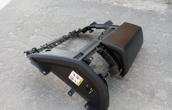 Land Rover Range Rover Sport L320 Glove box 9H2204268A 9H2204268